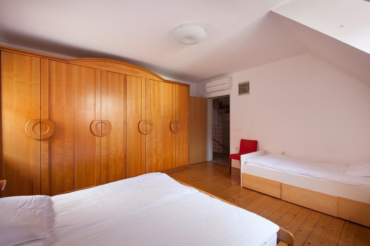 Spacious 2-Bedroom Apartment Zabjak With Ac Tour As Любляна Экстерьер фото